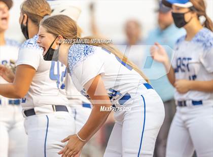 Thumbnail 1 in Fremont vs. Lincoln East photogallery.