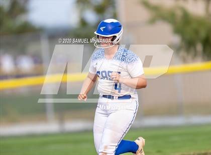 Thumbnail 2 in Fremont vs. Lincoln East photogallery.