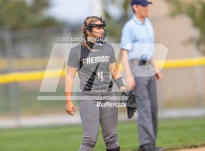Thumbnail 3 in Fremont vs. Lincoln East photogallery.