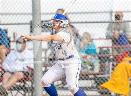 Thumbnail 3 in Fremont vs. Lincoln East photogallery.