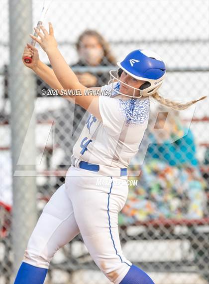 Thumbnail 2 in Fremont vs. Lincoln East photogallery.