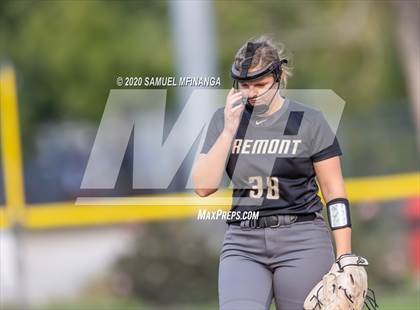Thumbnail 1 in Fremont vs. Lincoln East photogallery.