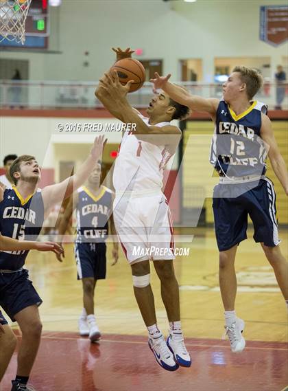 Thumbnail 2 in Cedar Cliff vs. Wilson photogallery.