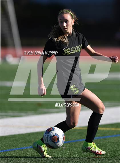 Thumbnail 3 in Central Catholic @ Jesuit (OSAA 6A First Round Playoff) photogallery.