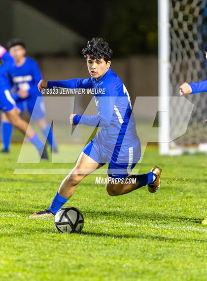 Thumbnail 2 in Newark Memorial vs. Santa Rosa photogallery.