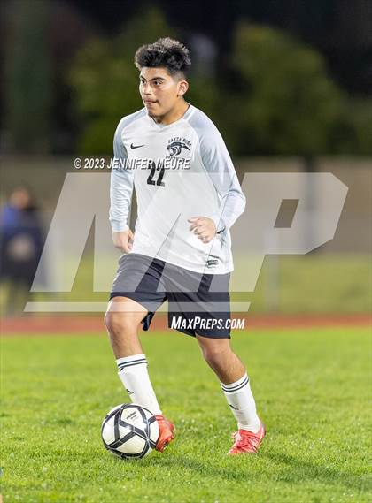 Thumbnail 1 in Newark Memorial vs. Santa Rosa photogallery.