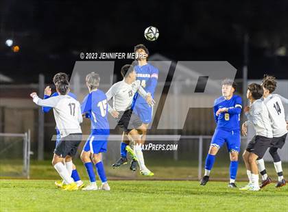 Thumbnail 3 in Newark Memorial vs. Santa Rosa photogallery.