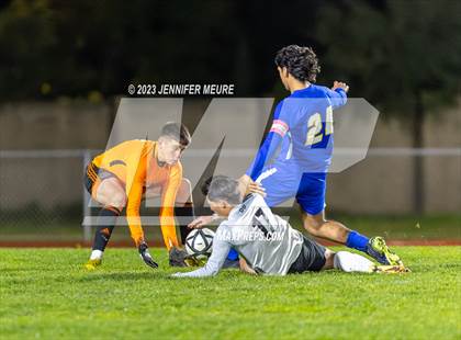 Thumbnail 3 in Newark Memorial vs. Santa Rosa photogallery.