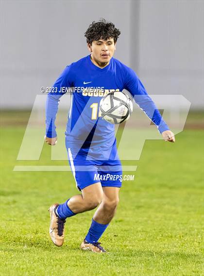 Thumbnail 2 in Newark Memorial vs. Santa Rosa photogallery.