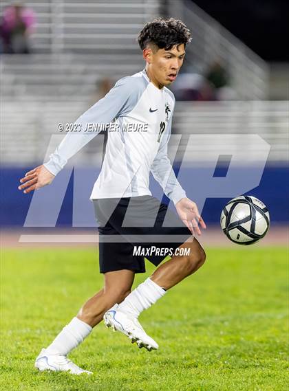 Thumbnail 3 in Newark Memorial vs. Santa Rosa photogallery.