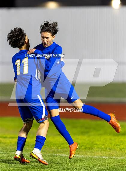Thumbnail 1 in Newark Memorial vs. Santa Rosa photogallery.