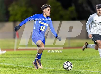 Thumbnail 2 in Newark Memorial vs. Santa Rosa photogallery.