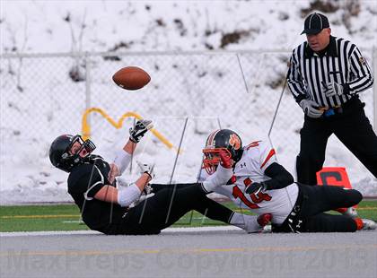 Thumbnail 3 in Clarion Area vs Lakeview (PIAA Class A Quarterfinal) photogallery.