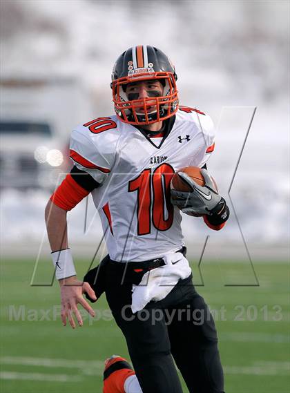 Thumbnail 3 in Clarion Area vs Lakeview (PIAA Class A Quarterfinal) photogallery.