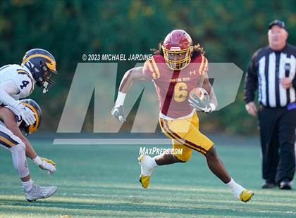 Thumbnail 2 in Bellevue @ O'Dea (WIAA 3A Semifinal) photogallery.