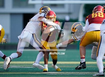 Thumbnail 2 in Bellevue @ O'Dea (WIAA 3A Semifinal) photogallery.