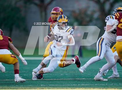 Thumbnail 2 in Bellevue @ O'Dea (WIAA 3A Semifinal) photogallery.