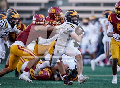 Thumbnail 1 in Bellevue @ O'Dea (WIAA 3A Semifinal) photogallery.