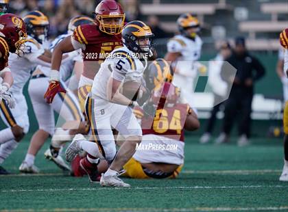 Thumbnail 2 in Bellevue @ O'Dea (WIAA 3A Semifinal) photogallery.