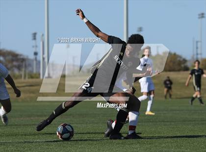 Thumbnail 2 in Mater Dei @ Servite photogallery.