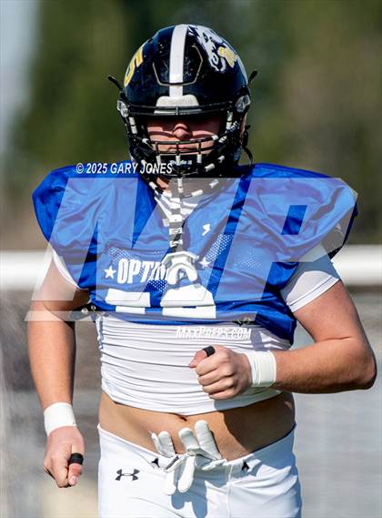 Thumbnail 3 in Sacramento Optimist All-Star Football North vs South photogallery.