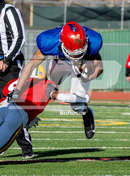 Thumbnail 1 in Sacramento Optimist All-Star Football North vs South photogallery.