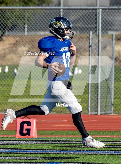 Thumbnail 1 in Sacramento Optimist All-Star Football North vs South photogallery.