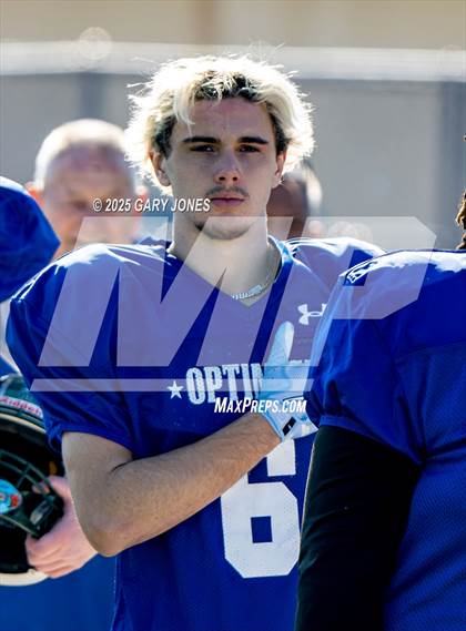 Thumbnail 2 in Sacramento Optimist All-Star Football North vs South photogallery.