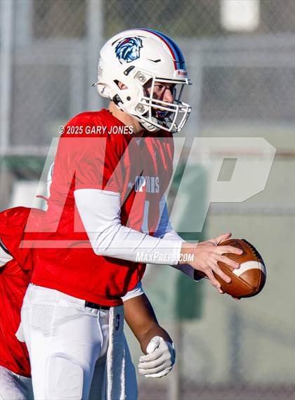 Thumbnail 3 in Sacramento Optimist All-Star Football North vs South photogallery.