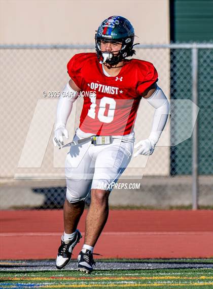 Thumbnail 1 in Sacramento Optimist All-Star Football North vs South photogallery.