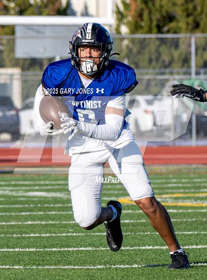 Thumbnail 2 in Sacramento Optimist All-Star Football North vs South photogallery.
