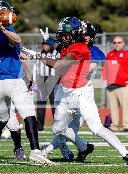 Thumbnail 1 in Sacramento Optimist All-Star Football North vs South photogallery.