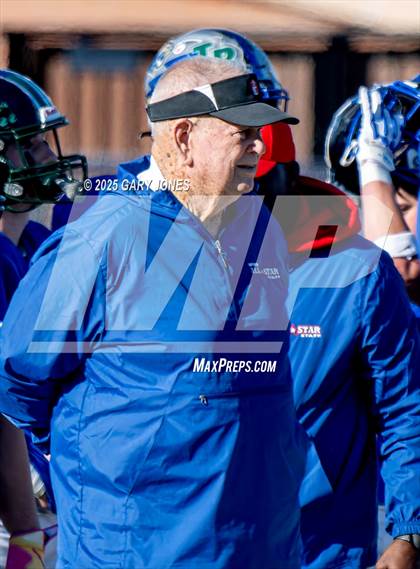 Thumbnail 1 in Sacramento Optimist All-Star Football North vs South photogallery.