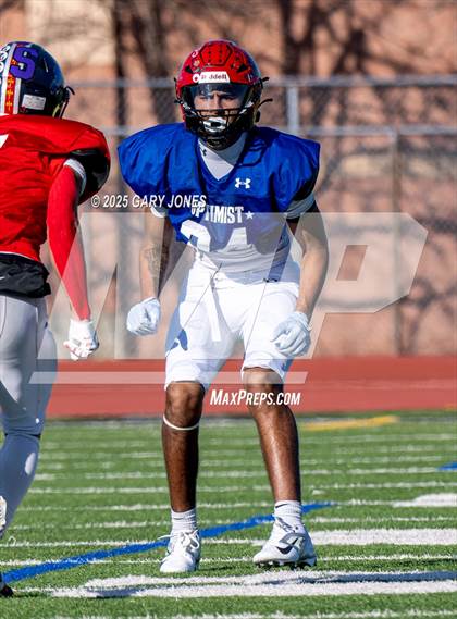 Thumbnail 1 in Sacramento Optimist All-Star Football North vs South photogallery.