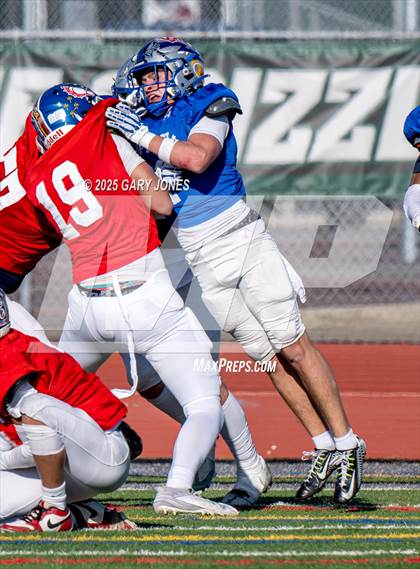 Thumbnail 1 in Sacramento Optimist All-Star Football North vs South photogallery.