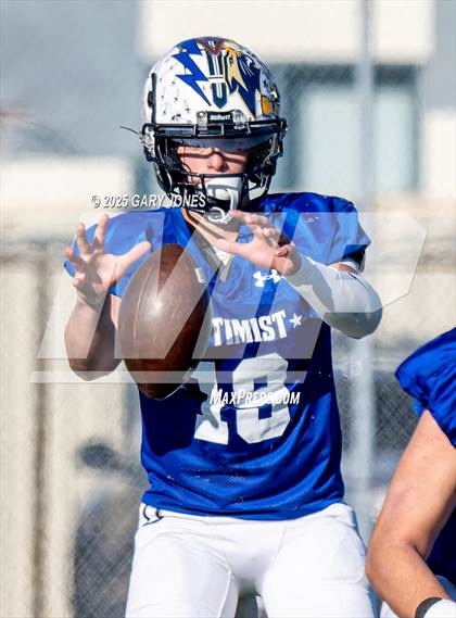 Thumbnail 1 in Sacramento Optimist All-Star Football North vs South photogallery.