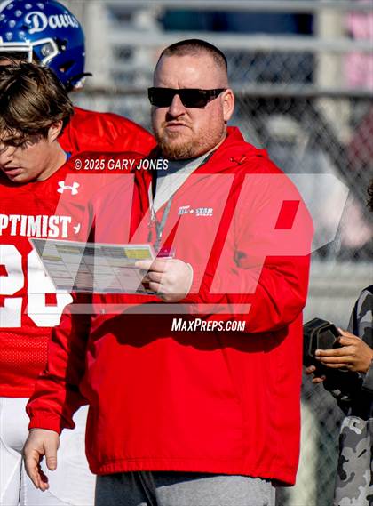 Thumbnail 1 in Sacramento Optimist All-Star Football North vs South photogallery.