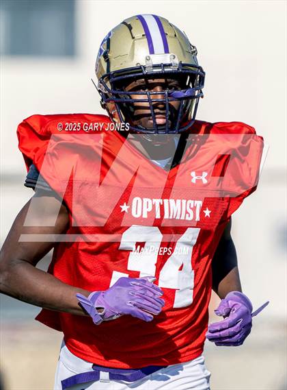 Thumbnail 1 in Sacramento Optimist All-Star Football North vs South photogallery.