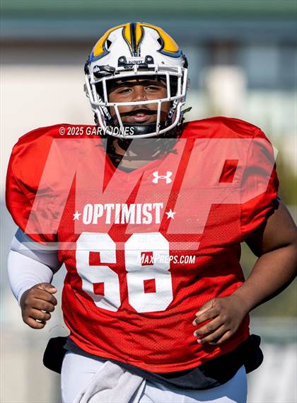 Thumbnail 1 in Sacramento Optimist All-Star Football North vs South photogallery.