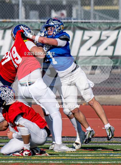 Thumbnail 3 in Sacramento Optimist All-Star Football North vs South photogallery.