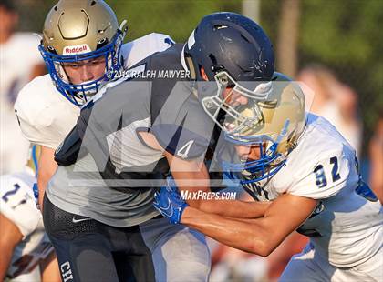 Thumbnail 2 in Kerrville-Tivy @ Boerne-Champion photogallery.