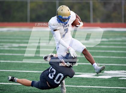Thumbnail 2 in Kerrville-Tivy @ Boerne-Champion photogallery.