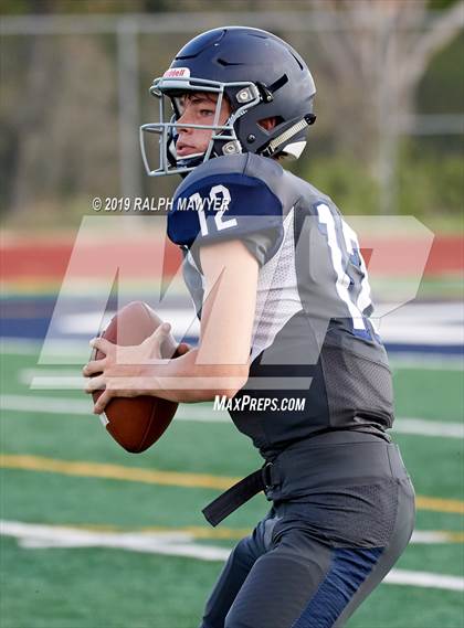 Thumbnail 3 in Kerrville-Tivy @ Boerne-Champion photogallery.