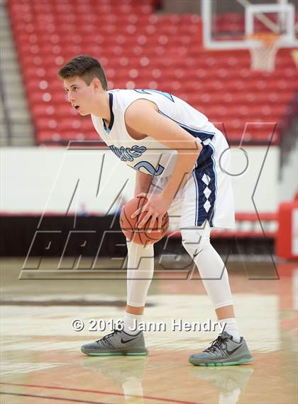 Thumbnail 3 in Centennial vs. Taft (Big City Showdown) photogallery.