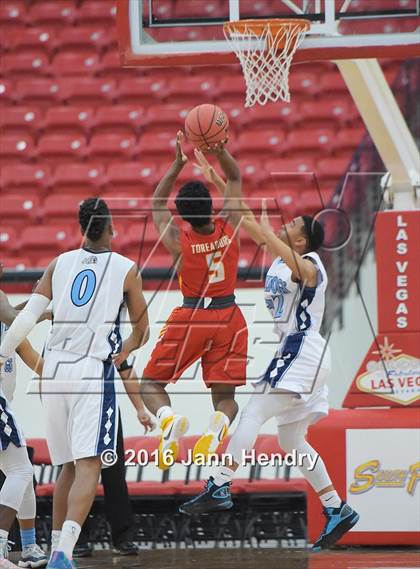 Thumbnail 1 in Centennial vs. Taft (Big City Showdown) photogallery.