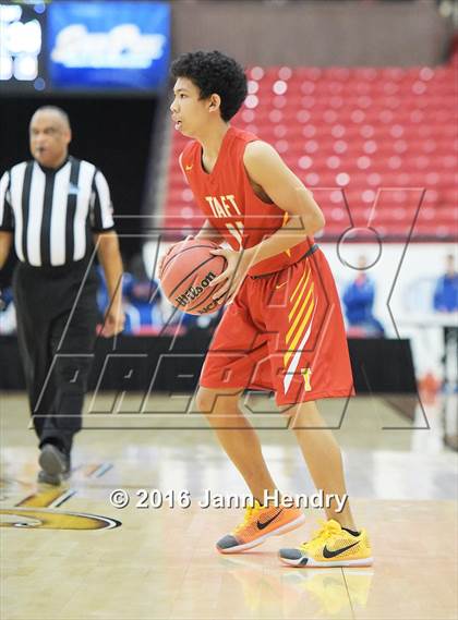 Thumbnail 3 in Centennial vs. Taft (Big City Showdown) photogallery.