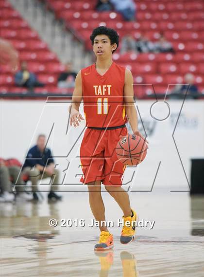 Thumbnail 2 in Centennial vs. Taft (Big City Showdown) photogallery.