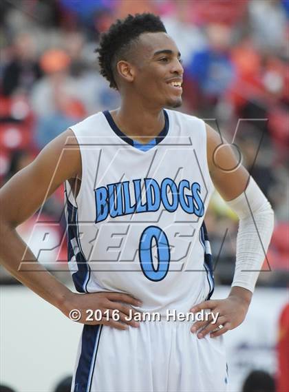 Thumbnail 1 in Centennial vs. Taft (Big City Showdown) photogallery.