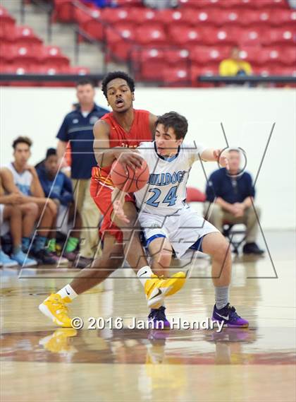 Thumbnail 2 in Centennial vs. Taft (Big City Showdown) photogallery.
