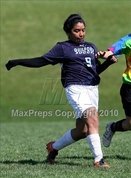 Thumbnail 3 in Guilford vs Harlem photogallery.
